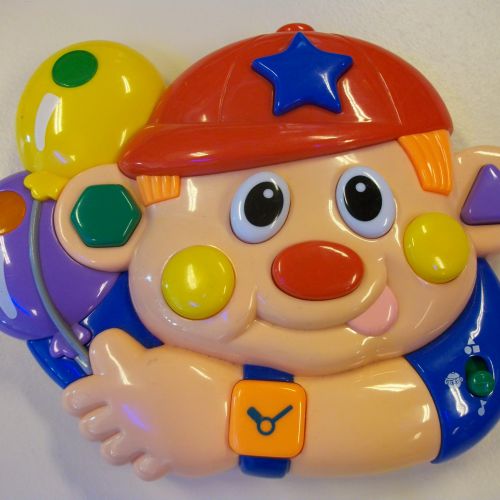 Geluidsbord jongen met Pet Geluidsbord jongen met Pet