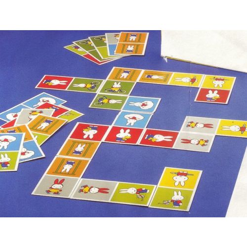 Domino Nijntje speelt Domino Nijntje speelt