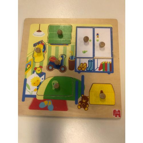 Knoppen-puzzel 'Slaapkamer' Knoppen-puzzel 'Slaapkamer'
